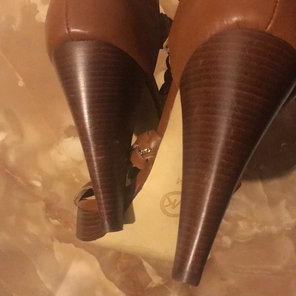 Braided straps MICHEAL KORS heels - Picture 3 of 7
